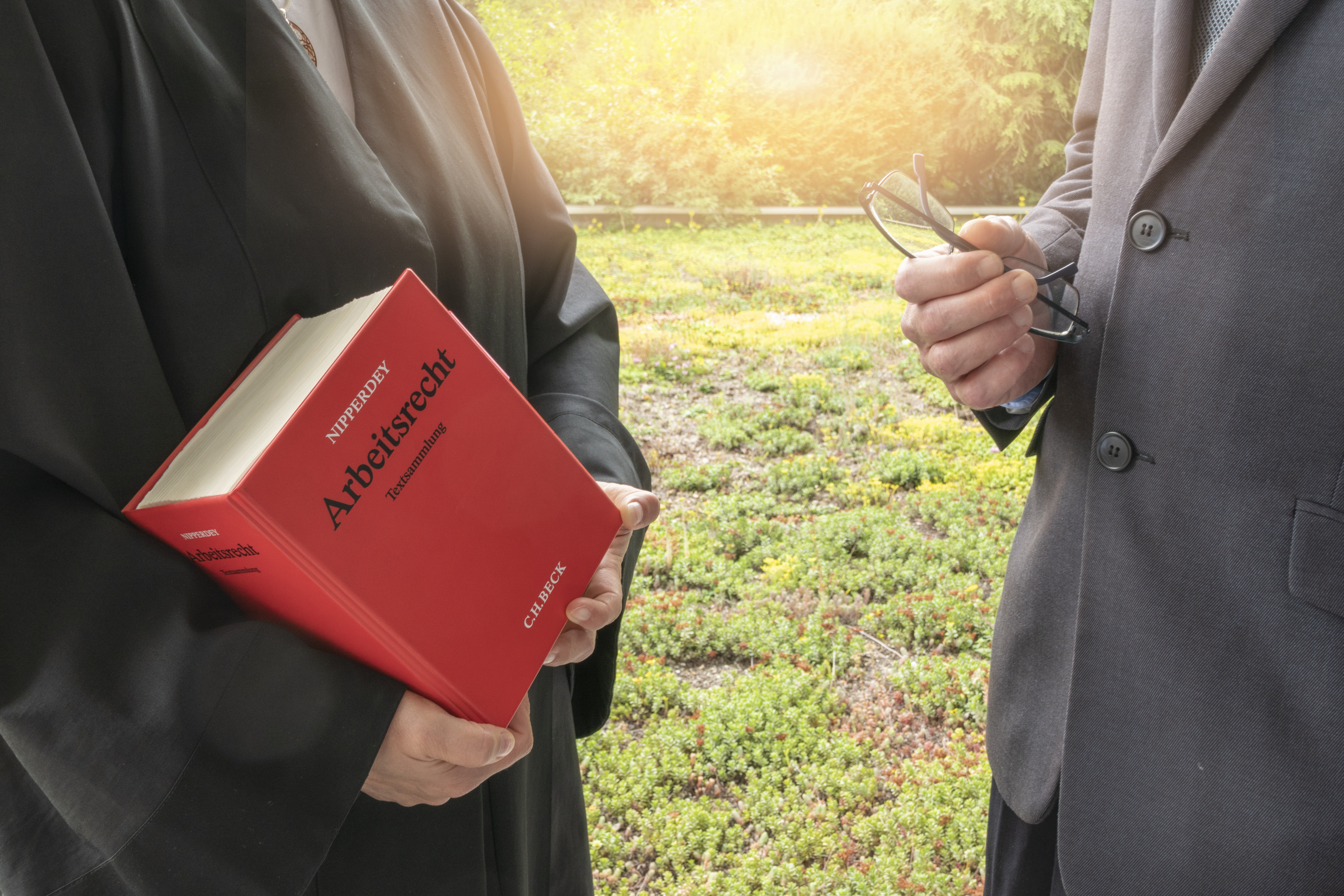 Arbeitsrecht – Abmahnung, Kündigung, AVR